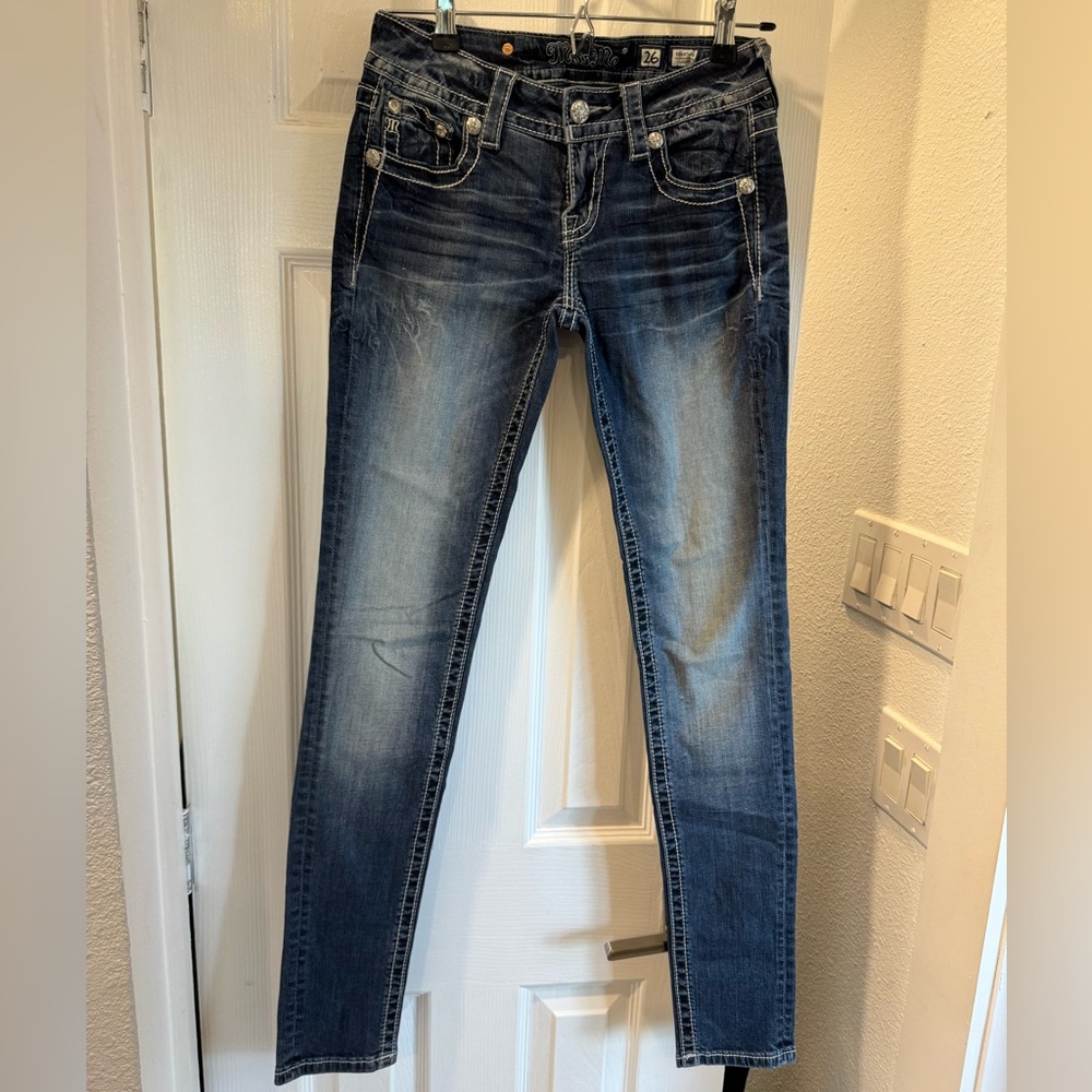 Miss Me Women's Dark Blue Skinny Cut Jeans with Embroidery Size 26 - Picture 3 of 6